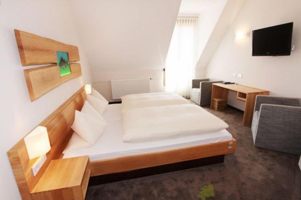 Karpfenhotel & Herrenhaus Im Gasthaus Sindel-Buckel Feuchtwangen Rom bilde