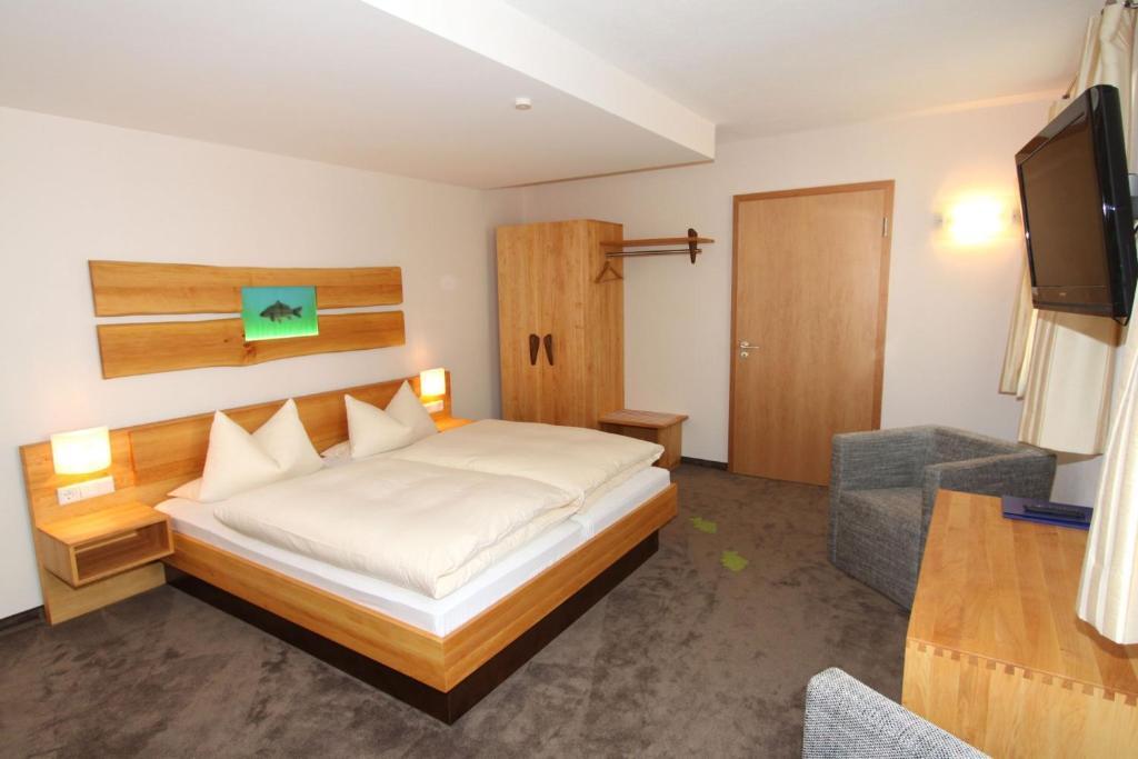 Karpfenhotel & Herrenhaus Im Gasthaus Sindel-Buckel Feuchtwangen Rom bilde